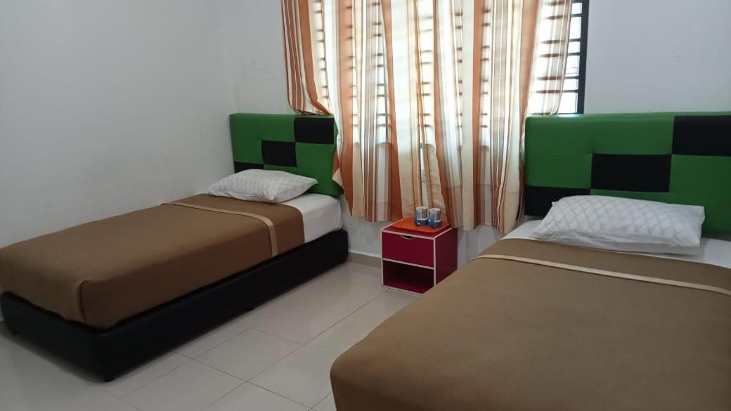 Dlayaran Villa Guest House Kuala Rompin Exterior foto